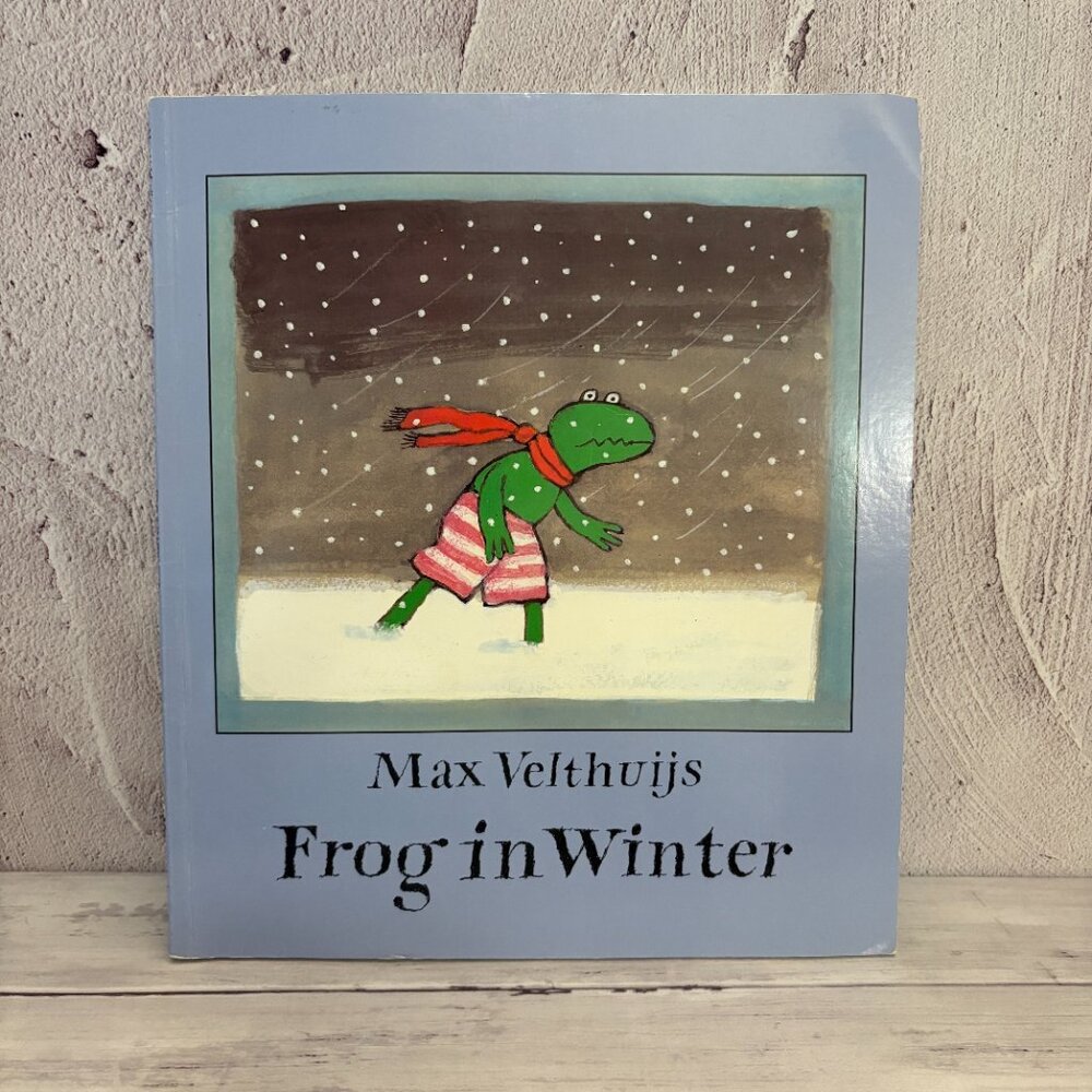 5 for $15📕Frog in Winter, Max Velthuijs Kids Book (SKU: 318MI)